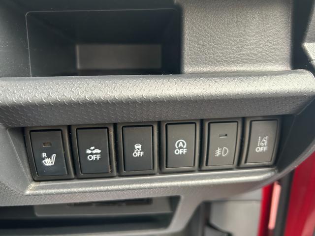 スイッチ類です