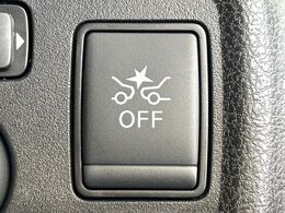 【インテリジェントエマージェンシーブレーキ】フロントカメラで前方の車両や歩行者を検知。衝突しそうな時は衝突被害軽減ブレーキが作動、衝突回避をサポート。より安全にドライブをお楽しみいただけます。