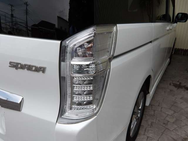 後期型LEDテールランプです☆