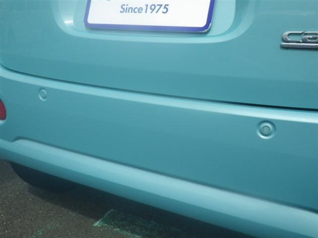 コーナーセンサーも付いて安心！