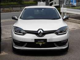 人気のメガーヌが、ターボで、ブラックハーフレザーシートで、純正オーディオで、Bluetoothで、コーナーセンサーで、クルーズコントロールで、車検たっぷり残ってすぐ乗れて驚きの価格＾＾