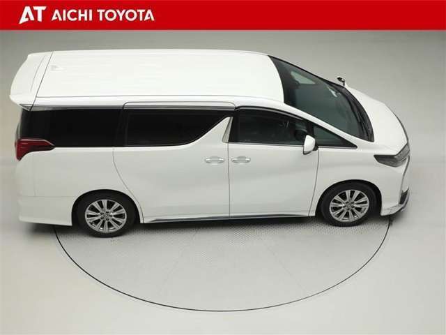 『TOYOTA認定中古車』は「まるごとクリーニング」で綺麗な内外装、「車両検査証」はプロによるチェック、買ってからも安心の「ロングラン保証」、3つの安心安全を標準装備したトヨタのブランドU-Carです