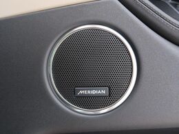 MERIDIANは英国のプレミアムオーディオブランドです。重低音から高音域までしっかりと再現でき、コンサートのような臨場感溢れる音響空間を実現します。どうぞ店頭にてご体感ください。