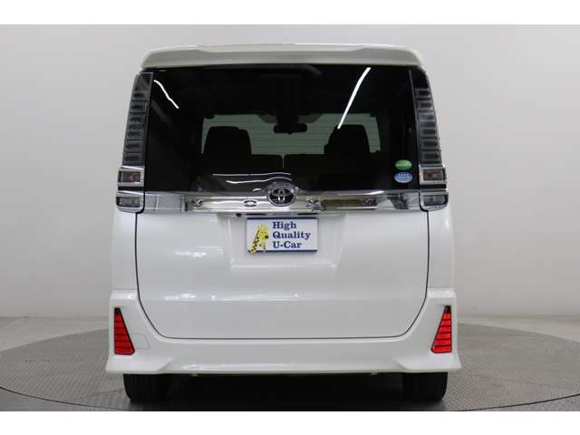 リヤもスタイリッシュ