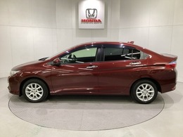 購入後も自社指定整備工場完備でお客様の愛車をしっかりサポート致します！御納車時には安全かつ安心してお乗り頂けるようホンダ専門知識を持つ整備スタッフが点検・整備・装備も説明をしてお渡ししております。