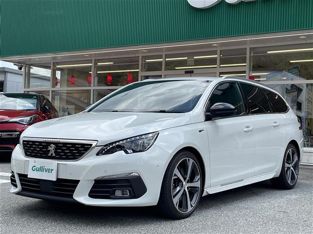左斜前の写真になります。車は店舗に展示しております。毎に綺麗に洗車しております。お客様いつご来店いただいても問題ない状態です。是非、ご来店お待ちしております！まずは、お客様の目でご確認ください