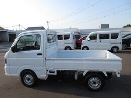 こちらのお車はご来店いただける方のみの販売に限らせていただきます。ご契約手続きは店頭にてお願い致します。