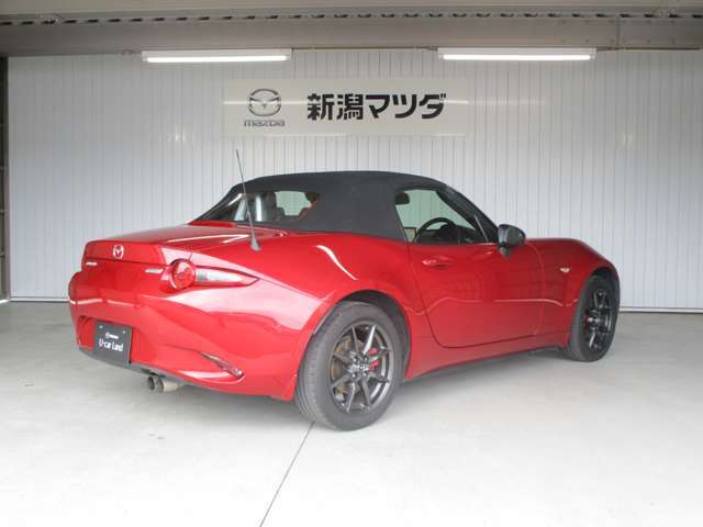 初めてスポーツカーを乗る方でも、運転しやすいお車です♪