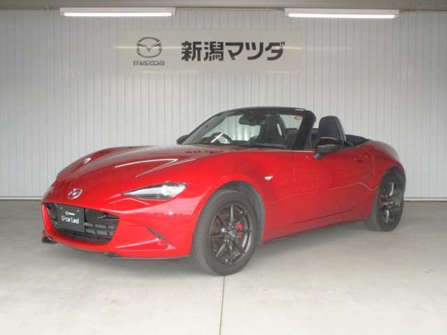 後方から接近する車を検知しドライバーへ注意を促す【ブラインドスポットモニタリング】が装備されています♪