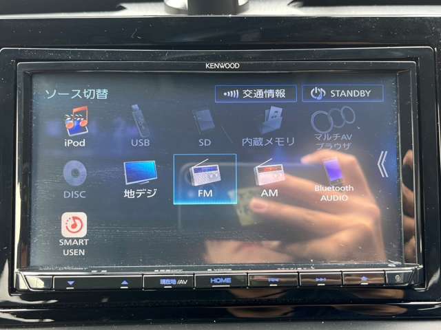 Bluetooth機能で音楽が聴けたりCDなどでドライブをより快適にしてくれます♪