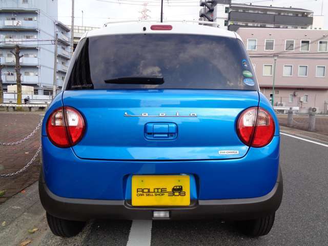 リアプライバシーガラス！