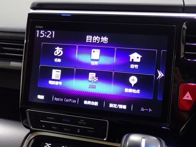 純正ギャザズ10インチナビVXU-207SWiを装備。AppleCarPlay/AM/FM/CD/DVD再生/Bluetoothオーディオ/フルセグTV/録音再生機能がご利用いただけます