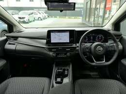 広々とした見晴らし角度を確保☆信号や標識の視認性が向上し、安全運転に貢献☆