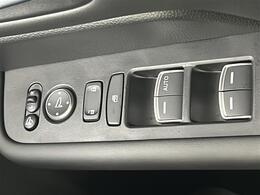 【窓操作部】軽い力で、窓を開けたり閉めたりすることができます！掲載箇所以外にご希望の写真がございましたら、お気軽にお問い合わせ下さい！メールや郵送でお送りさせていただきます。