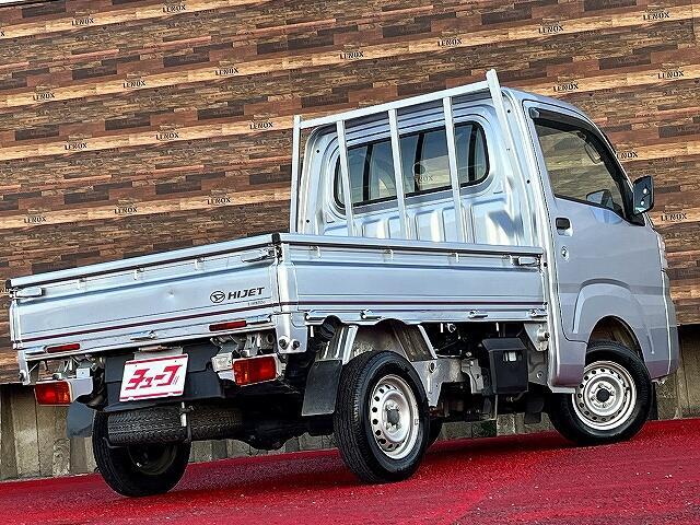 オートローンはお任せください！頭金0円からOK！支払回数も120回まで取扱いできます！ローン不安な方でもお任せ下さい。又、お支払いが残っているお車もご遠慮なくご相談ください。審査時間も20分程度簡単です。