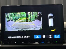 【バックカメラ】駐車時に後方がリアルタイム映像で確認できます。大型商業施設や立体駐車場での駐車時や、夜間のバック時に大活躍！運転スキルに関わらず、今や必須となった装備のひとつです！