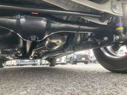 オイル交換年2回無料＆24時間ロードサービスのケーユーメンバーズカードや3年間のオイル交換無制限、定期点検整備代、消耗品の交換がセットになったメンテナンスパックもございます☆