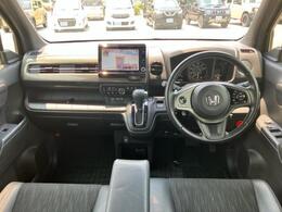 「この車の写真をもっと見たい」「状態が気になる」「この装備はついている？」どんな小さな疑問でもお気軽にお問い合わせください！