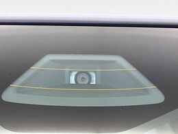 【スズキ　セーフティサポート】走行中に前方の車両等を認識し、衝突しそうな時は警報とブレーキで衝突回避と被害軽減をアシスト。より安全にドライブをお楽しみいただけます。