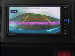 ◆バックカメラ◆リバースにするだけで映ります、後方の安全確認や、狭い駐車場での車庫入れ、雨の日や夜間など視界の悪い時に便利です！安全にバックする為には欠かせない装備です。