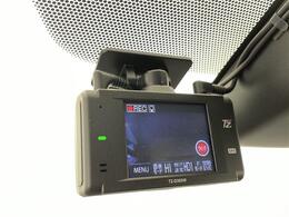 ◆【後部座席装備】シート背面ポケットや、ドリンクホルダー等、後席も充実した装備があります！！