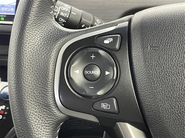 【運転席操作部】快適なドライブを楽しむための機能が装備されています！運転席から触れるので、使いやすいです！除菌プランいれていただくと、さらに清潔で安心していただけます！