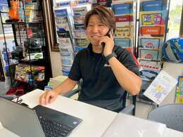 販売担当の「ネギシ」です。カーセンサーの掲載や直接お客様と商談もさせて頂きます。元気よく、お客様に思い出作りをしてもらうため一台一台心を込めて納車します♪是非私にお手伝いさせて下さい！！