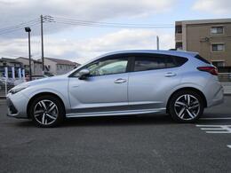 SUBARU認定U-carはスバル車を知り尽くしたスタッフによる徹底的な点検整備済み。車検、法定点検の整備項目はもちろん各機能や付属品、アイサイトのチェックまでディーラーならではの安心をお届けします。