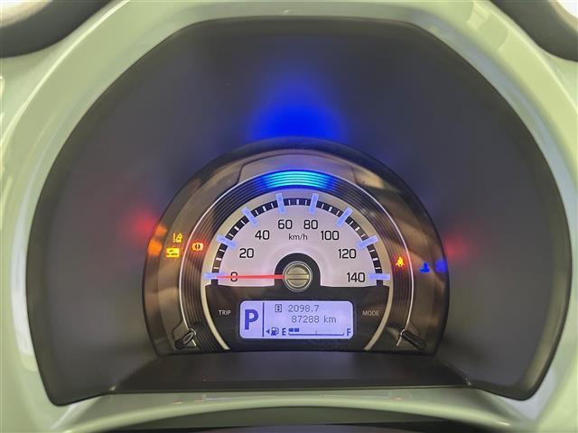 【スピードメーター】メーターがシンプルで見やすく運転しやすいですね！