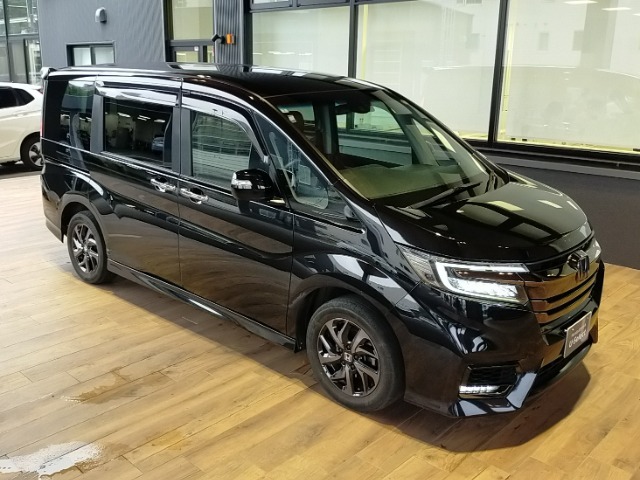 ☆お車のご購入はもちろん【車検・点検】【オイル交換】【部品取付】【自動車保険】など、カーライフ全般を南インター店でしっかりサポート！お気軽に【011-895-7111】までご相談ください！