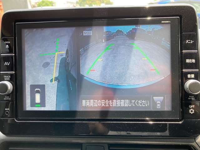幅寄せの際もサイドビューで確認が出来るから安心です！