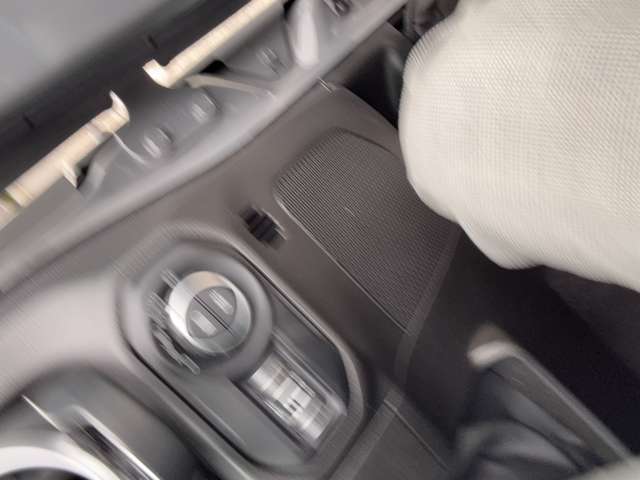 記載に御座います総額表示は、おおよその目安であり、登録時期などにより増減する場合が御座います。詳細は都度、弊社までお問合せの上ご確認下さいます様お願い申上げます。