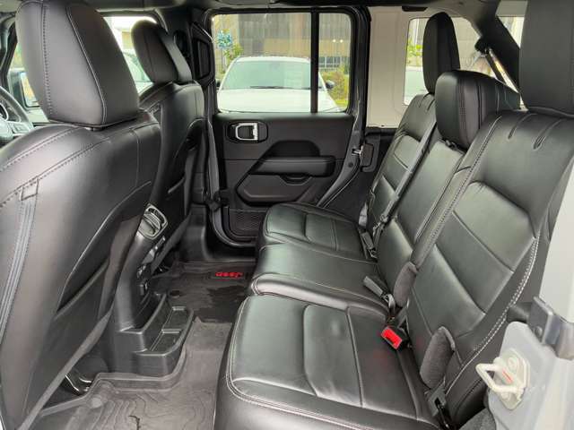 お車でのご来店は、新東名　新静岡ICより20分または東名清水ICより10分か静岡ICより25分。お車の現車確認は一度お問い合わせください。ジープ静岡054-655-1980