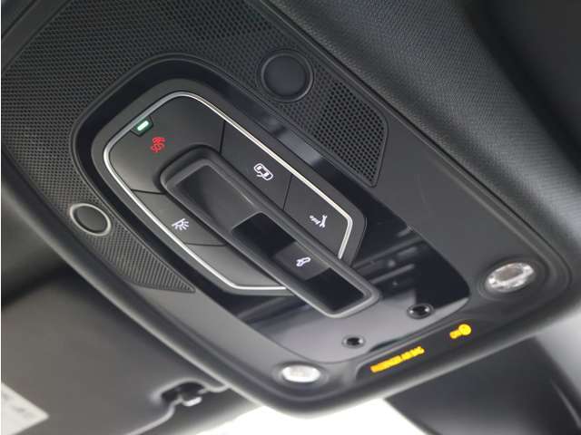 認定中古車だけでなく正規ディーラーならではの特別なご案内のできる新車も多数ございますので是非お気軽にご相談、ご来店くださいませ。