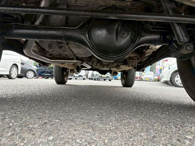 ケーユーでは修復歴の有無を全車に表示。公的機関「（財）日本自動車査定協会」の基準を採用したチェックシートを添付して、ご契約頂きましたお客様にお渡ししております。