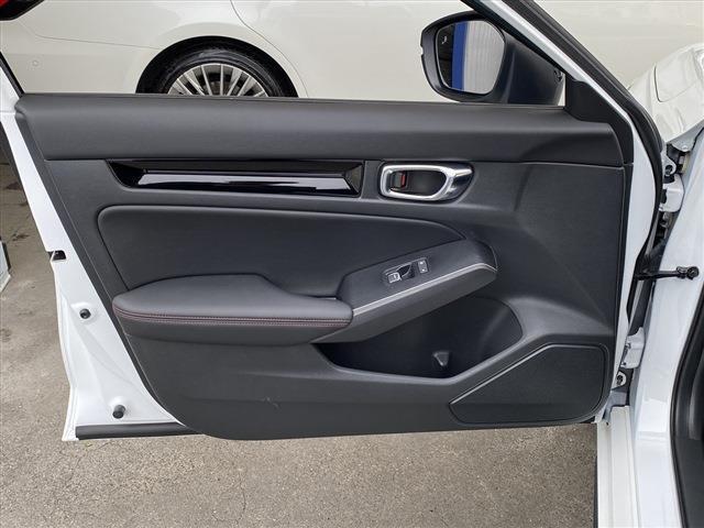 フルセグナビ・バックカメラ・BOSEサウンド・BTオーディオ・18AW・ハーフレザーシート・シートヒーター・LEDライト・フォグLED・レーダークルーズ・ETC・Cセンサー・ホンダセンシング・BSM