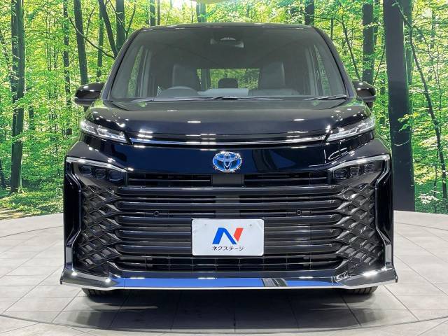 弊社では、全車『修復歴なし』のお車のみ取り扱っております。専任バイヤーによる厳選した仕入れの後、入庫後の車両チェックを行い、ネクステージが認定した高品質な中古車をご提供しております。