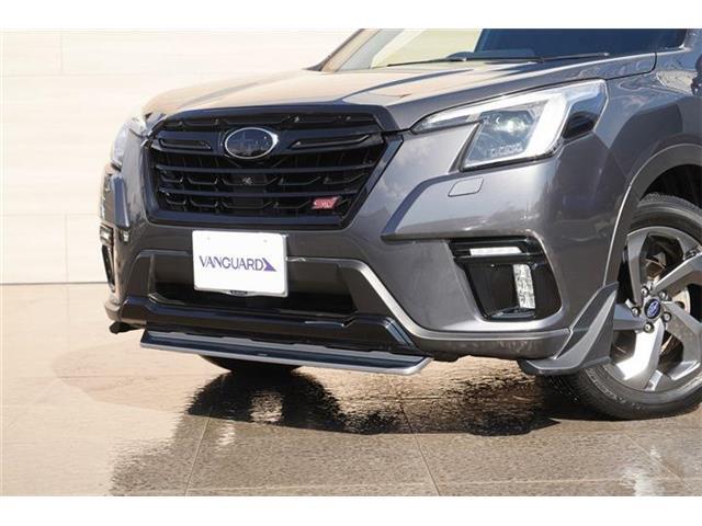 大人気ディーラーオプションSTI製フロントスポイラー・フロントサイドアンダースポイラー装備☆空力性能を高めるとともに、洗礼されたスポーティーなデザインで存在感を一層引き上げます☆