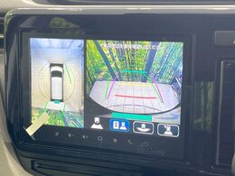 【全方位モニター用カメラ】専用のカメラにより、上から見下ろしたような視点で360度クルマの周囲を確認することができます☆死角部分も確認しやすく、狭い場所での切り返しや駐車もスムーズに行えます。