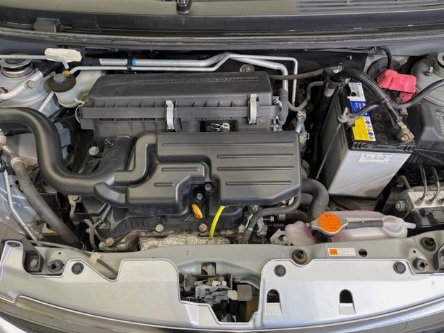 親切・丁寧な専門メカニックスタッフが応対！・車検・点検整備・事故等の修理などアフターサービスも安心。お車のカスタマイズもネクステージのサービススタッフまでご相談ください！