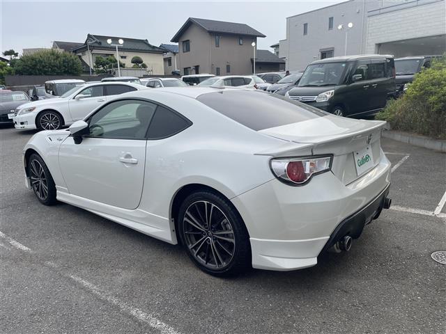 安心の全車保証付き！（※部分保証、国産車は納車後3ヶ月、輸入車は納車後1ヶ月の保証期間となります）。その他長期保証(有償)もご用意しております！※長期保証を付帯できる車両には条件がございます。