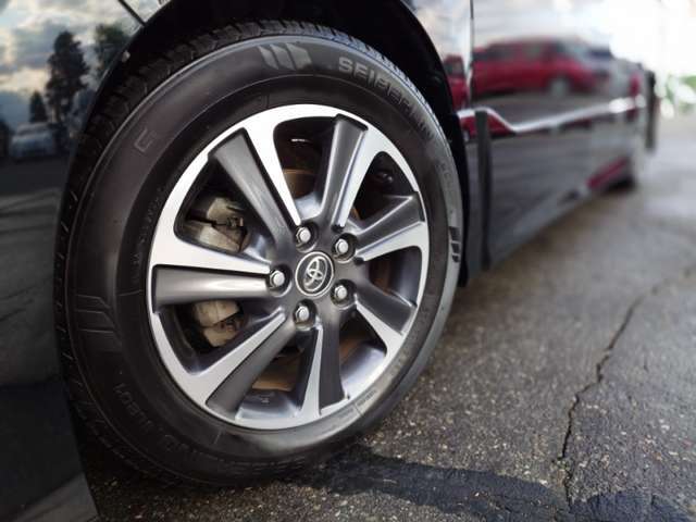 新車・中古車販売・車買取・車検・整備・板金・塗装・自動車保険、何でもお任せ下さい。　　　　　　　　『CAR　SHOP　LIMITED』カーセンサー無料電話番号0066-9711-172709