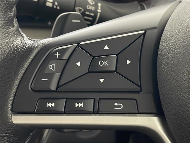 【運転席操作部】快適なドライブを楽しむための機能が装備されています！運転席から触れるので、使いやすいです！除菌プランいれていただくと、さらに清潔で安心していただけます！