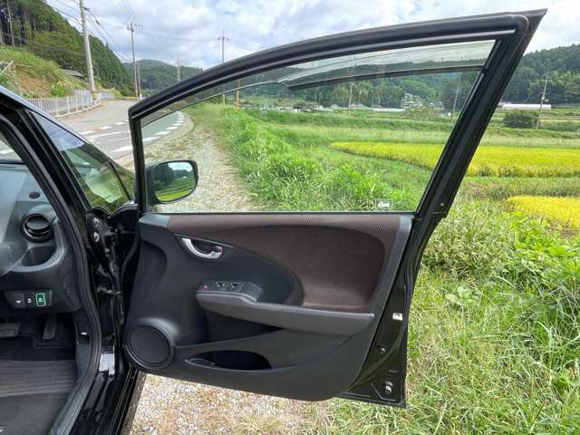 運転席ドアです。