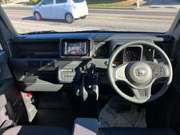 新車・中古車・各種保険・板金・整備・車検・部品販売・取付承ります。