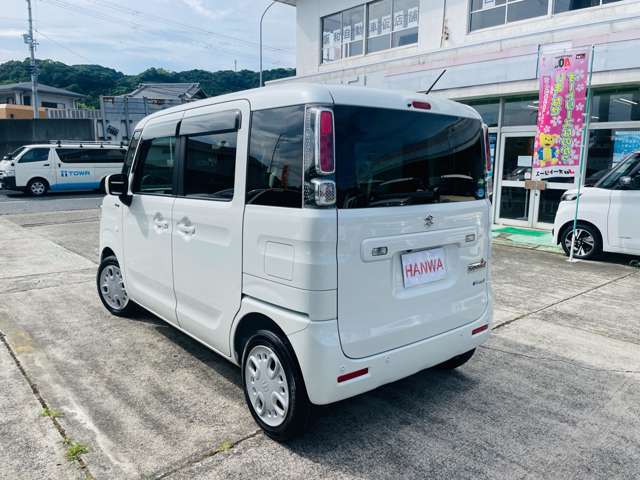 【整備工場完備】近畿運輸局から認可を受けた整備工場を完備してます。お車の整備は、全て当店でご対応いただけます。