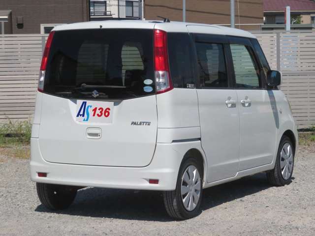 オートサロン136では、仕入れてから全てのお車整備、オイル交換、ワイパー交換、外装磨きコーティング、内装クリーニングを行っております。