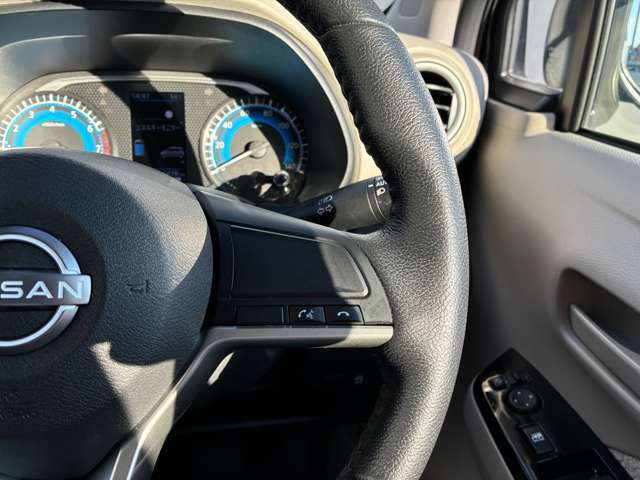 ハンズフリーフォンの受け答えも楽々♪