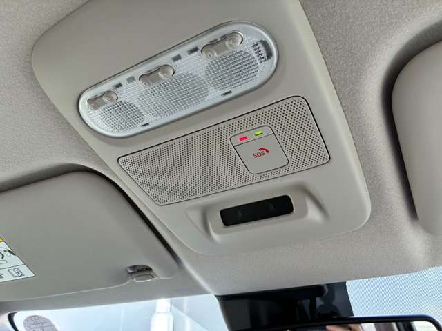SOSコール機能付き。Nissanコネクトにご加入いただけますとご使用いただけます。