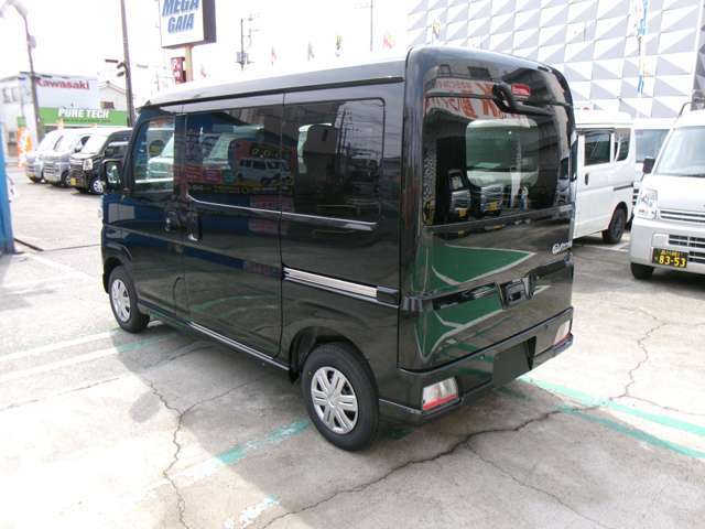 軽自動車の新車や届出済未使用車や中古車など幅広く在庫しております！